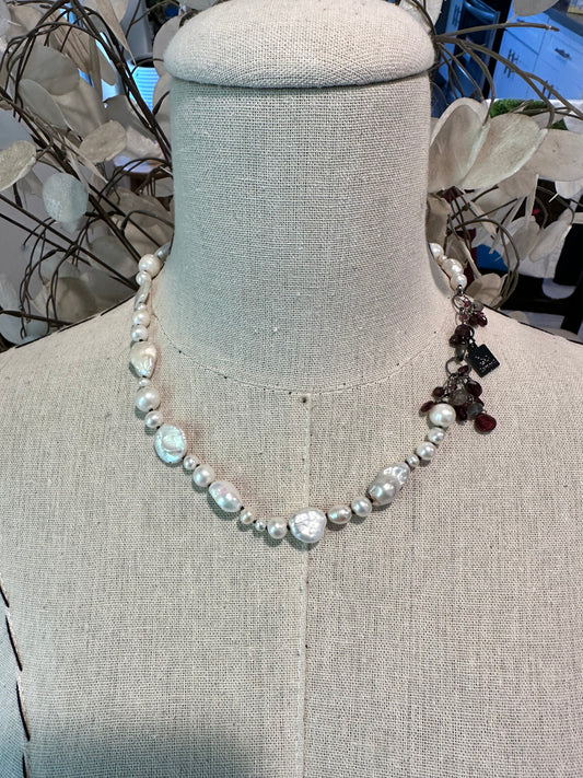 Corsage necklace